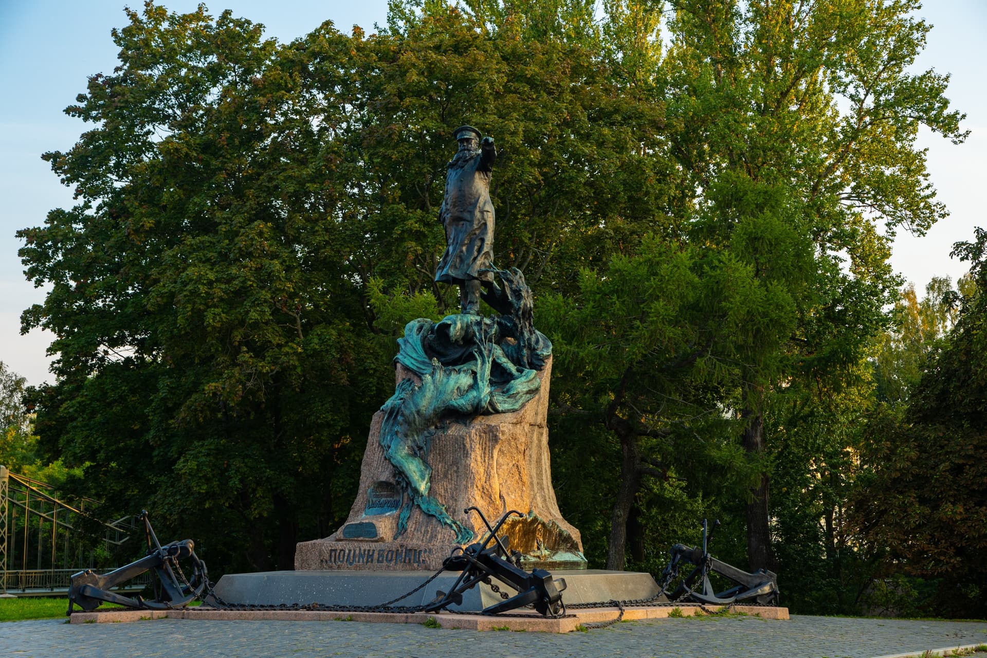 «Курс на Кронштадт: история, архитектура, форты с воды»