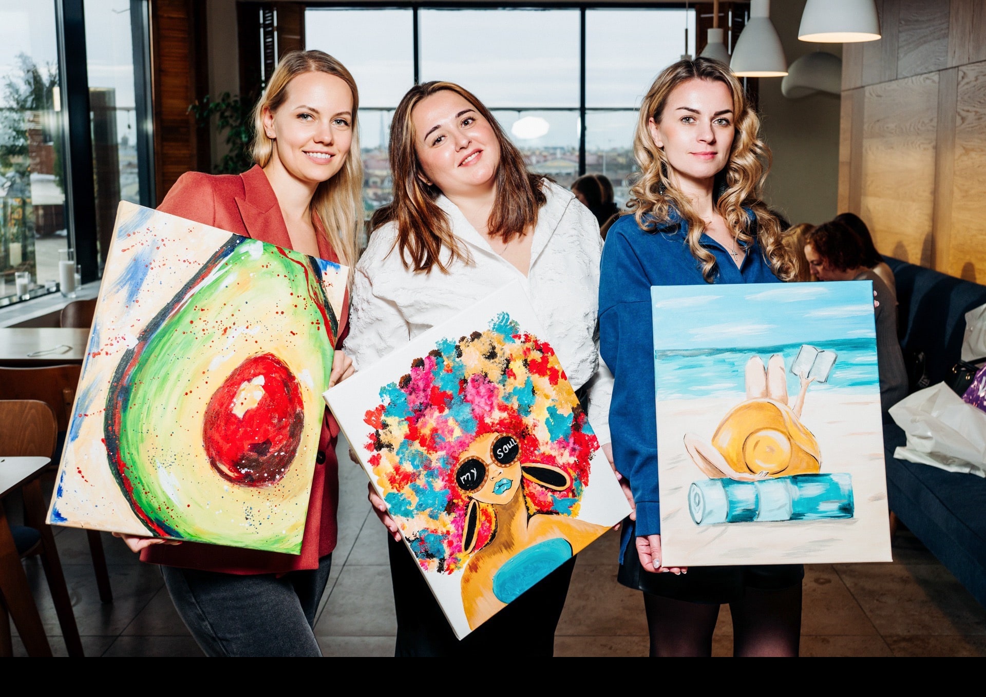 Арт-вечеринка Artvibes. Рисуем акрилом на холсте в ресторане Тиландер