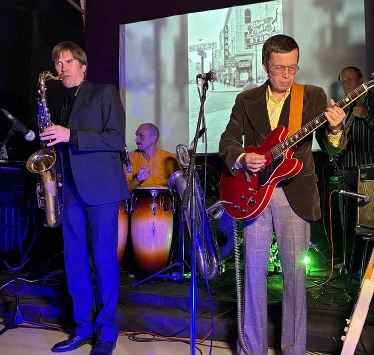 Rhythm & Blues Independent