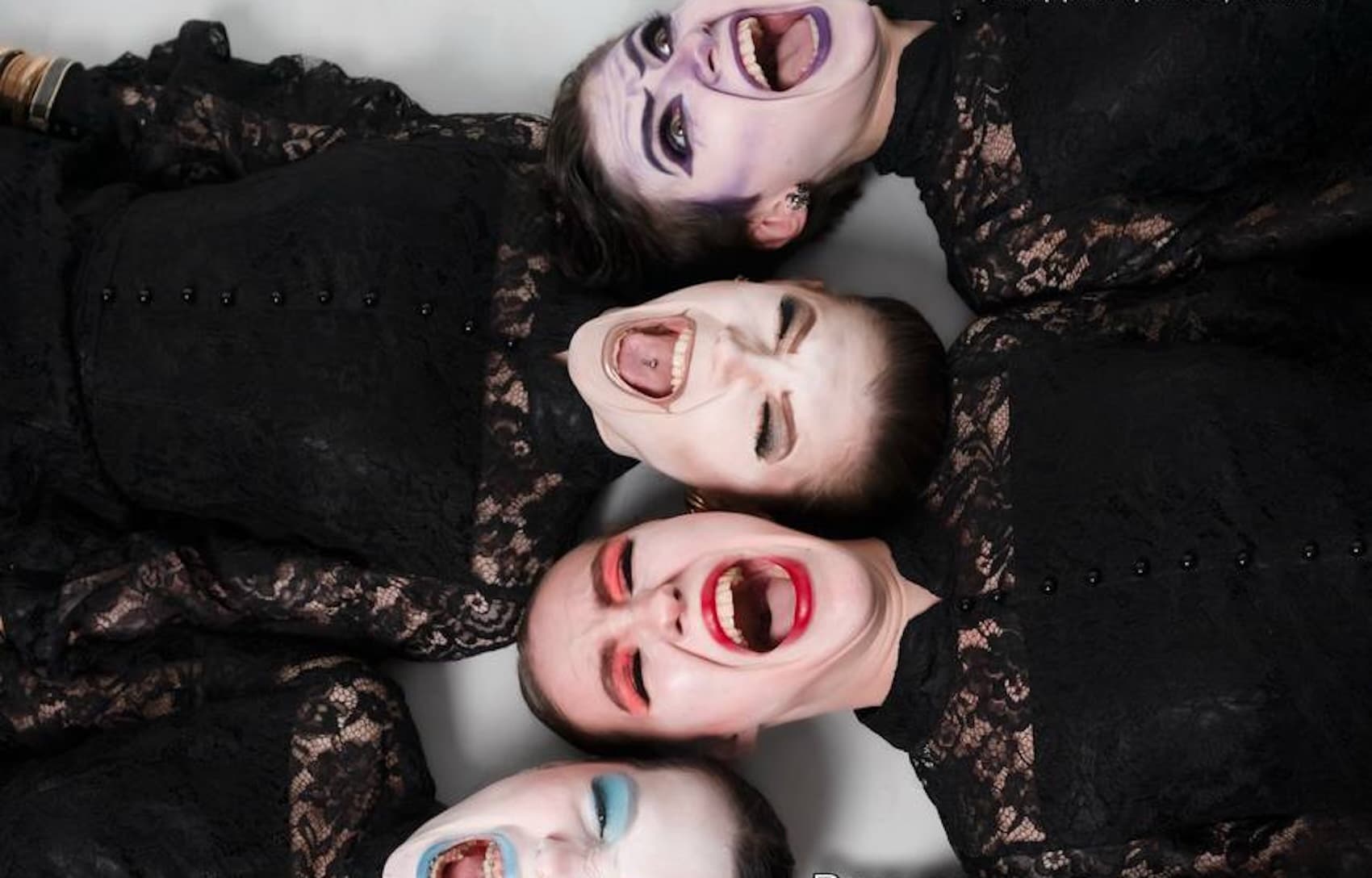 Абсурдно-Синяя Борода