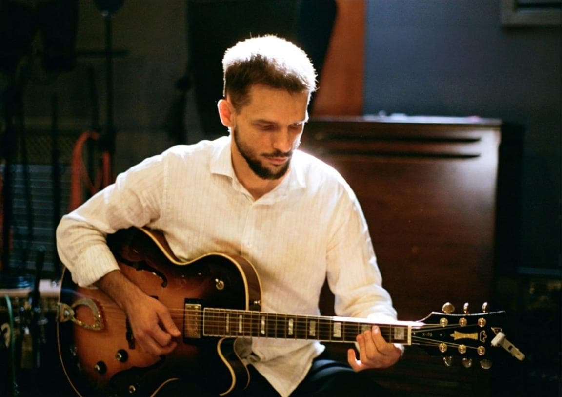 Mainstream jazz guitar (Гитарный мэйнстрим-джаз). Павел Ершов