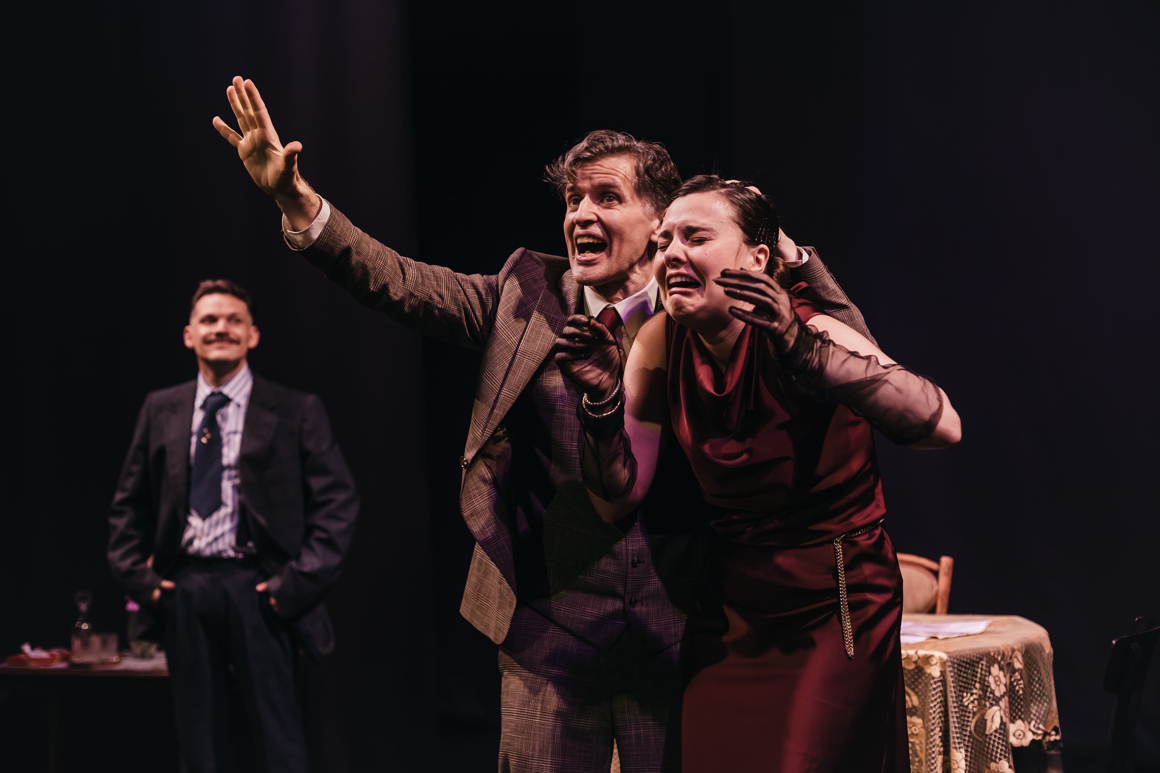 «Красотка и семья»