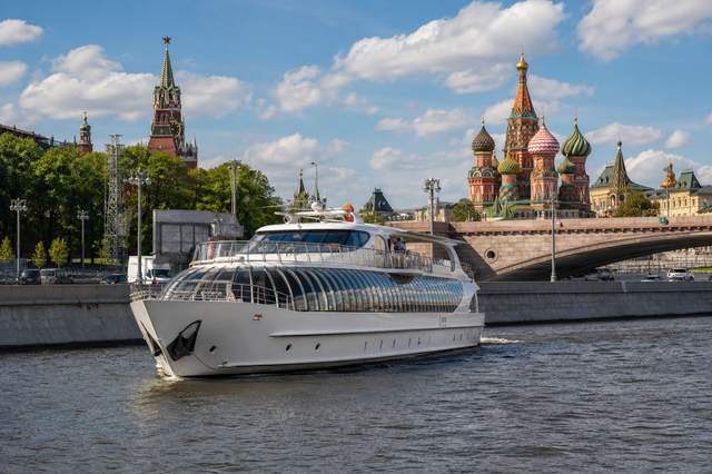 "ВСЯ МОСКВА на ФЛАГМАНЕ" - от причала КИТАЙ ГОРОД/Устьинский Мост за 2 часа 45 мин.